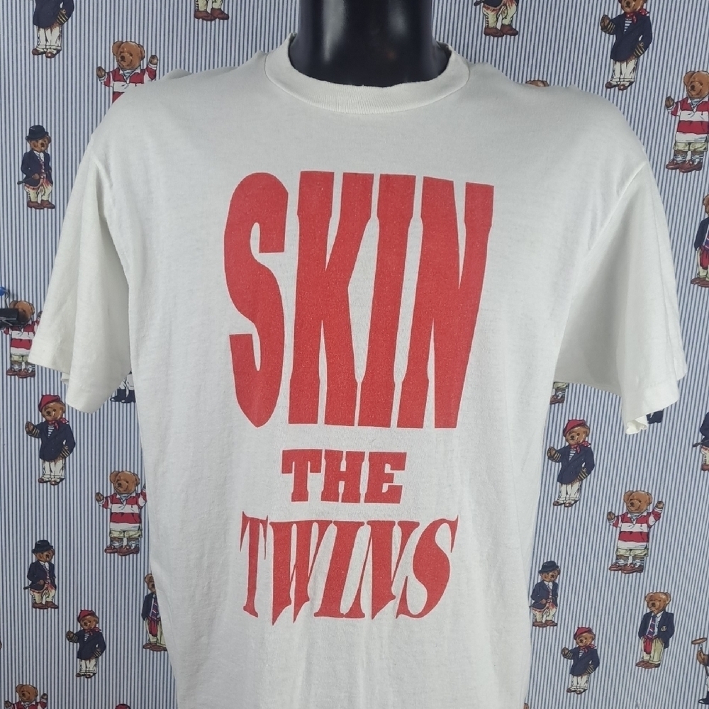 Vintage Atlanta Braves vs Minnesota Twins World Series XL radio station t-shirt